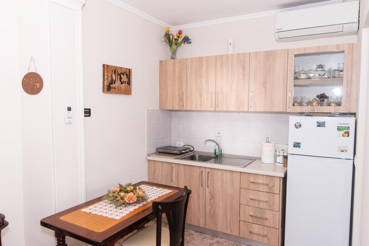 Erla'S Apartment Tirana Eksteriør billede